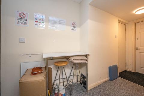 3 bedroom ground floor flat for sale, New Street, Desborough, Kettering
