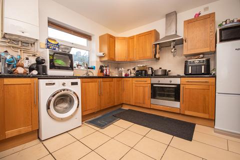 2 bedroom terraced house for sale, Burghley Close, Desborough, Kettering