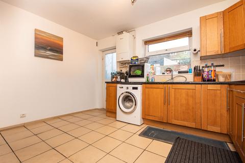 2 bedroom terraced house for sale, Burghley Close, Desborough, Kettering