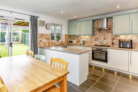4 bedroom end of terrace house for sale, Ermine Street North, Papworth Everard, Cambridge