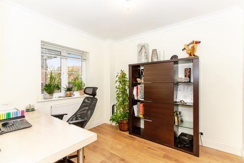 4 bedroom detached house for sale, Bullrush Lane, Great Cambourne, Cambridge
