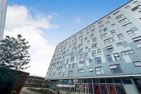 2 bedroom flat for sale, Wetherburn Court, Bletchley, Milton Keynes