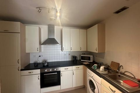 2 bedroom flat for sale, Wetherburn Court, Bletchley, Milton Keynes