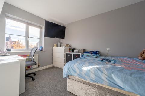 4 bedroom townhouse for sale, Thistle Drive, Desborough, Kettering