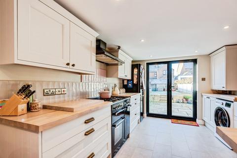 undefined, Newland, Witney