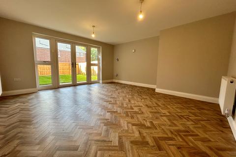 5 bedroom semi-detached house for sale, Thaxted Road, Saffron Walden