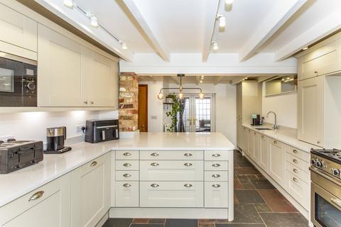 undefined, Whittlesea Terrace, Woodford, Kettering