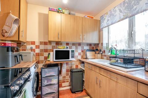 2 bedroom semi-detached bungalow for sale, Gainsborough Road, Stamford