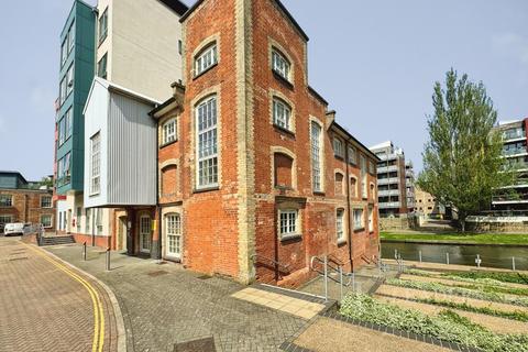 1 bedroom flat to rent - Granary View, Paper Mill Yard, NR1