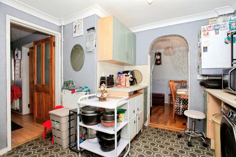 2 bedroom semi-detached house for sale, Lilac Road, Peterborough