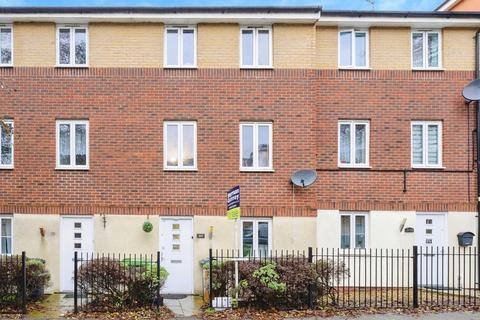 Eagle Way, Hampton Centre, Peterborough