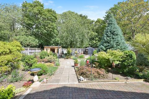 3 bedroom detached house for sale, Weatherthorn, Orton Malborne, Peterborough