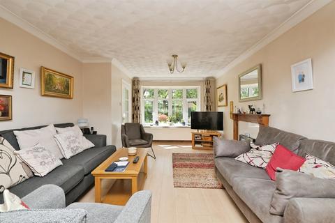 3 bedroom detached house for sale, Weatherthorn, Orton Malborne, Peterborough