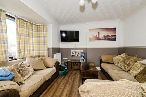 3 bedroom semi-detached house for sale, Lavington Grange, PETERBOROUGH