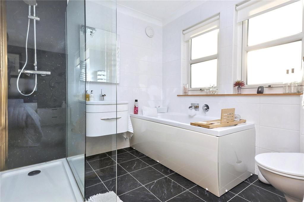 En-Suite 3