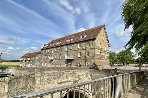 Bridge Place, Godmanchester, Huntingdon