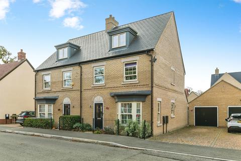 4 bedroom semi-detached house for sale, Farendon Road, Brampton, Huntingdon