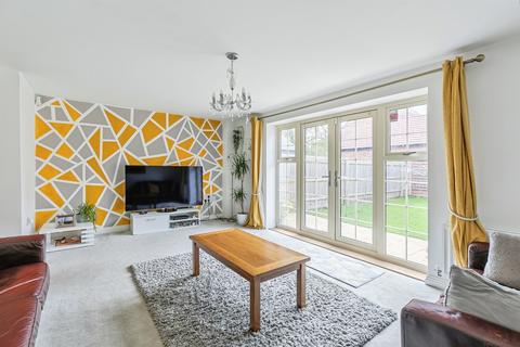 4 bedroom semi-detached house for sale, Farendon Road, Brampton, Huntingdon