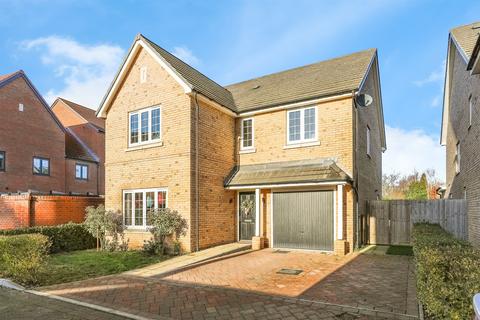 5 bedroom detached house for sale, Founders Drive, Brampton, Huntingdon