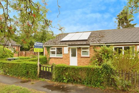 2 bedroom semi-detached bungalow for sale, Granhams Close, Great Shelford, Cambridge