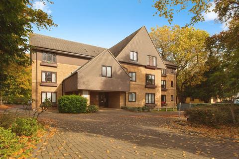 1 bedroom flat for sale, Cherry Hinton Road, Cambridge