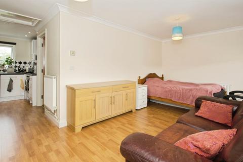 undefined, Macaulay Avenue, Great Shelford, Cambridge