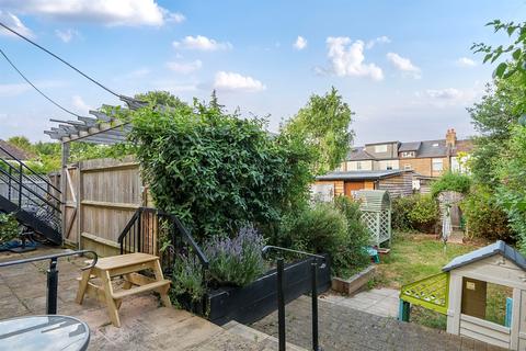2 bedroom maisonette for sale, Morley Hill, Enfield