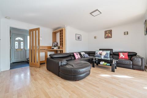 3 bedroom terraced house for sale, Wetherby Road, Enfield
