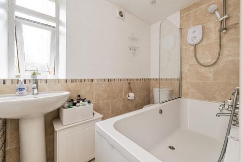 3 bedroom terraced house for sale, Nettleton Road, Huddersfield
