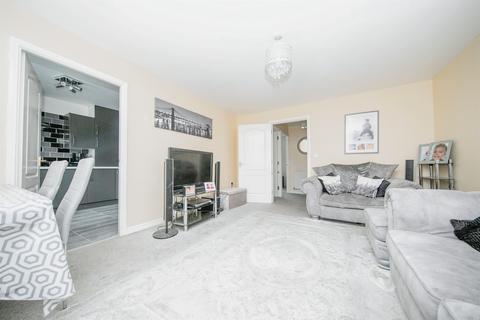 2 bedroom ground floor flat for sale, Firmin Close, Ipswich
