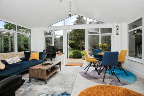 5 bedroom detached house for sale, Royston Avenue, Orton Longueville, PETERBOROUGH