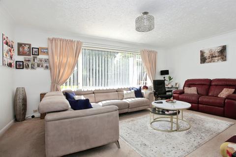 5 bedroom detached house for sale, Royston Avenue, Orton Longueville, PETERBOROUGH