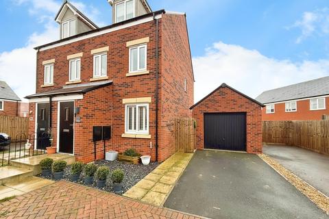 Stockwood Close, Hampton Gardens, Peterborough