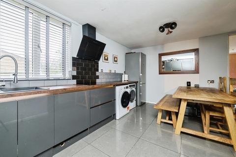 3 bedroom link detached house for sale, Paynels, Orton Goldhay, Peterborough