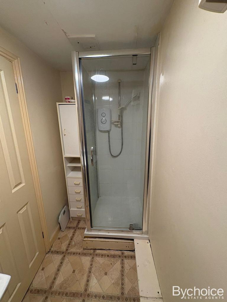 Bathroom2 -13b .jpeg
