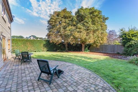 4 bedroom detached house for sale, Grove Lane, Longthorpe, Peterborough