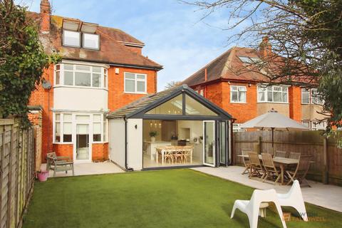 4 bedroom semi-detached house for sale, Hinckley Road, Western Park, LE3