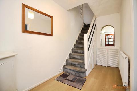 5 bedroom semi-detached house for sale, Kingsway, Braunstone Town, LE3