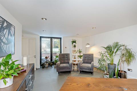 5 bedroom barn conversion for sale, Cherry Orton Road, Peterborough