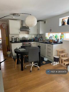 1 bedroom flat to rent, Myles Court, London, SE16