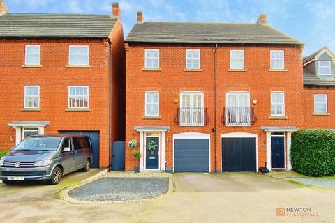 3 bedroom townhouse for sale, Willowbrook Way, Rearsby, LE7