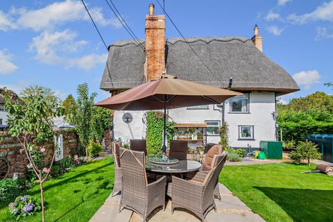 2 bedroom character property for sale, High Haden Road, Glatton, Huntingdon
