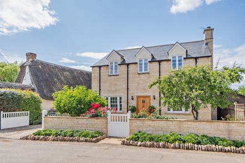 4 bedroom detached house for sale, Splash Lane, Castor, Peterborough