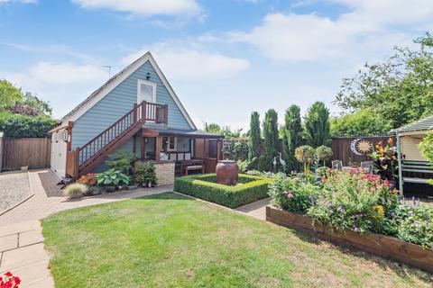 4 bedroom detached house for sale, Splash Lane, Castor, Peterborough
