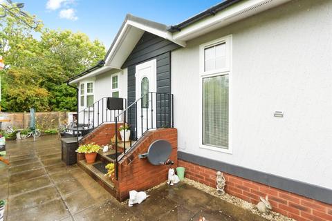 undefined, Ash Crescent, Wythall, Birmingham