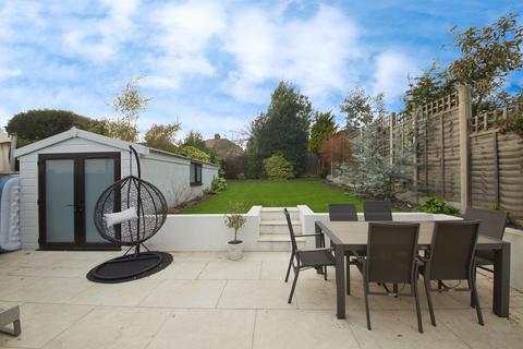 undefined, Alexandra Road, Kings Langley