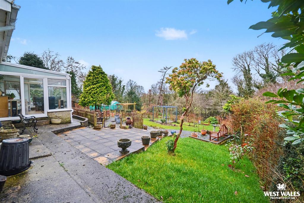 Rear garden