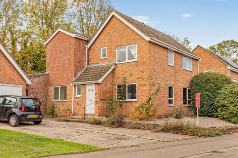 4 bedroom detached house for sale, Apsley Way, Longthorpe, Peterborough