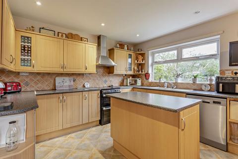 4 bedroom detached bungalow for sale, Helpston Road, Ailsworth, Peterborough