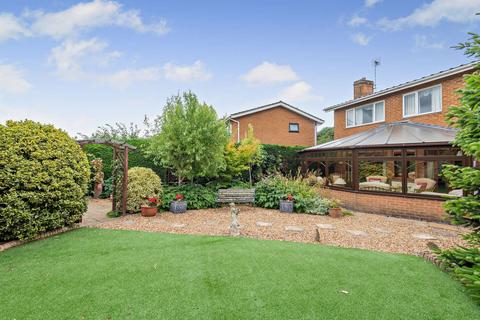 4 bedroom detached house for sale, Kirkton Gate, Peterborough